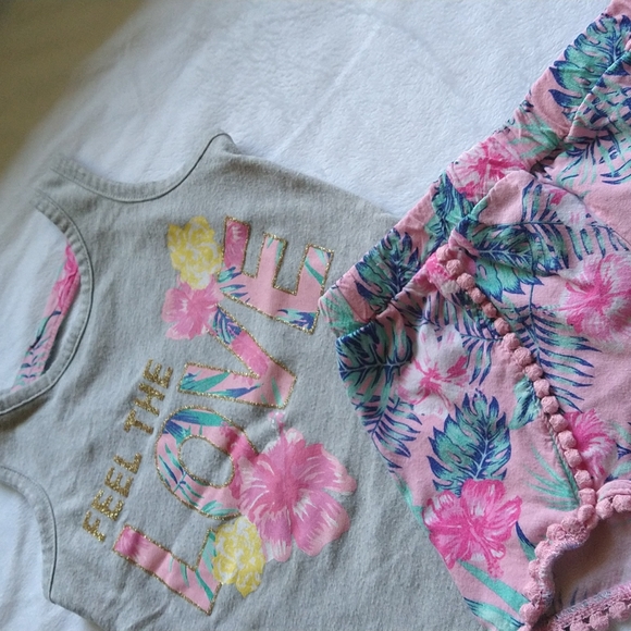 3T: Matching Floral Set - Picture 2 of 7